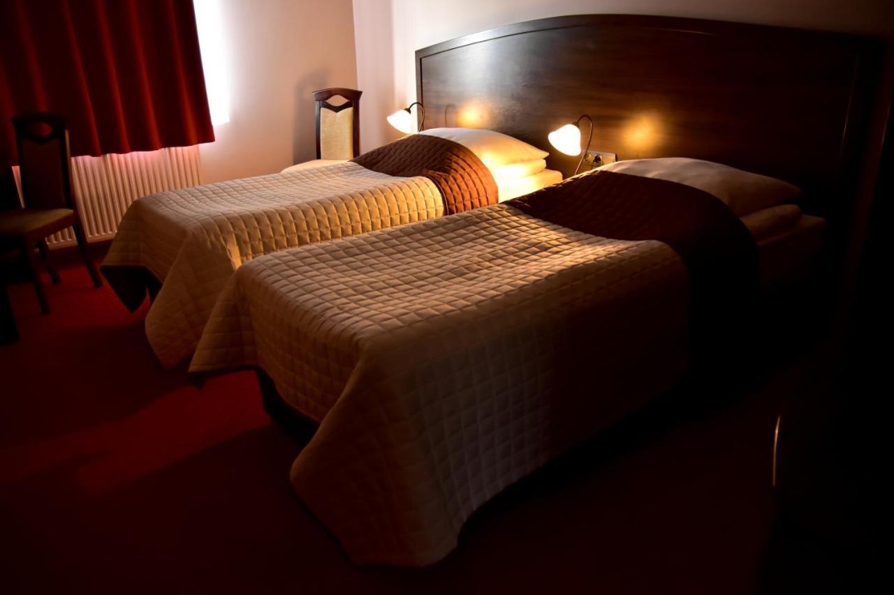 Hotel Некла Экстерьер фото