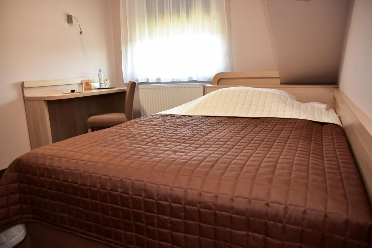 Hotel Некла Экстерьер фото